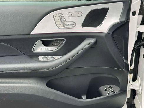 Used 2024 Mercedes-Benz GLE 450e 4MATIC image 18