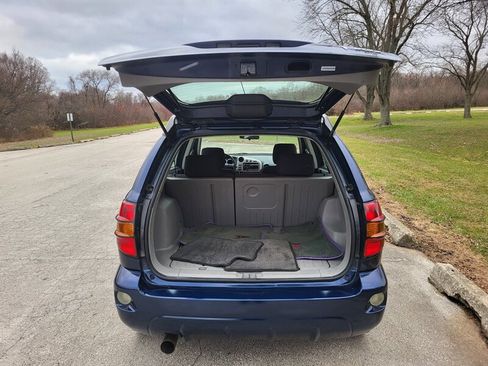 Used 2004 Pontiac Vibe w/ Moon And Tunes Value Package image 10