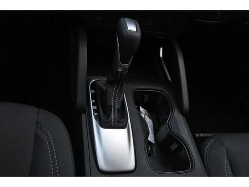 Used 2025 Nissan Frontier SV RWD image 26