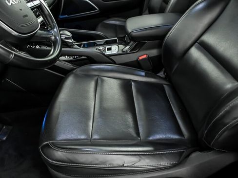 Used 2022 Kia Telluride S AWD/4WD image 15