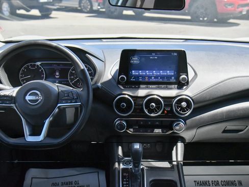 Used 2024 Nissan Sentra SV FWD image 32