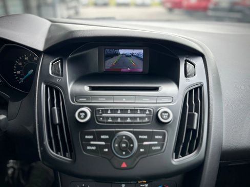 Used 2016 Ford Focus SE image 14