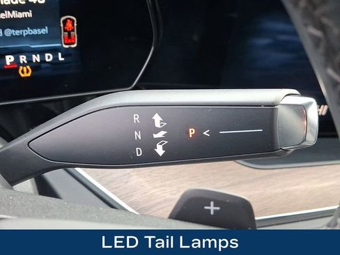 Used 2025 Chevrolet Tahoe High Country image 18