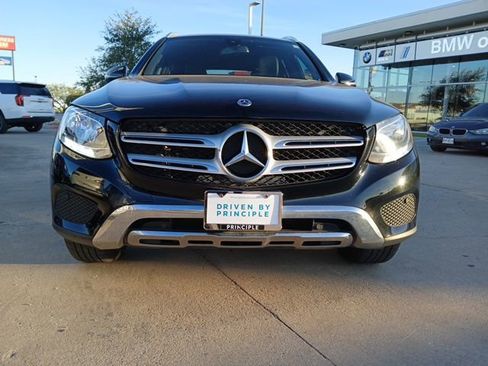 Used 2018 Mercedes-Benz GLC 300 image 2