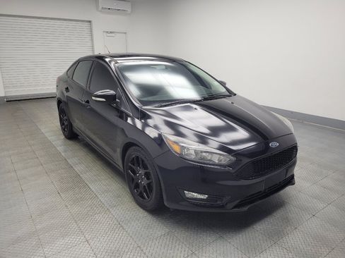 Used 2017 Ford Focus SEL image 13