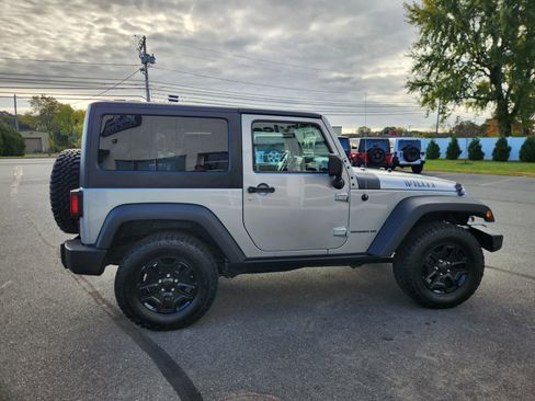 Used 2016 Jeep Wrangler Sport image 16