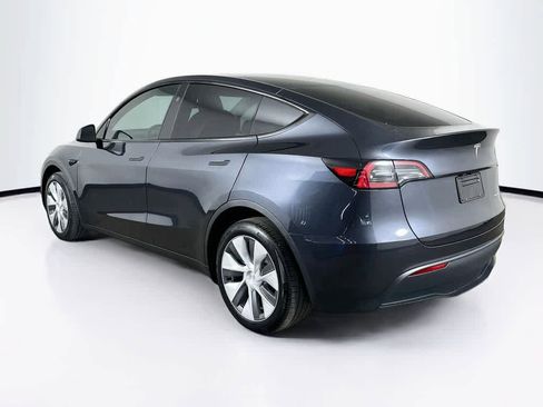 Used 2024 Tesla Model Y Long Range AWD/4WD image 4