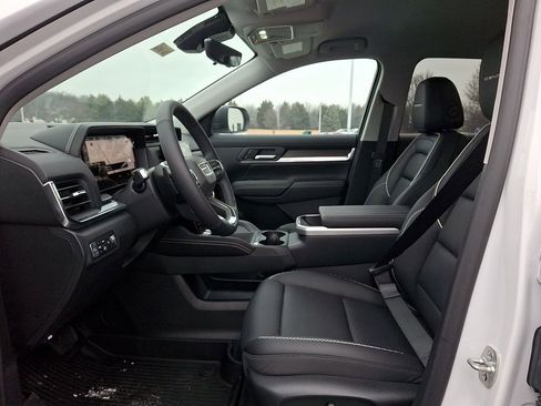 New 2026 GMC Terrain Denali w/ LPO, Floor Liner Package image 9