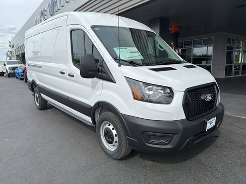 New 2026 Ford Transit 250 148 Medium Roof RWD image 1