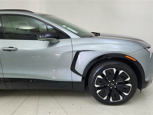 Used 2025 Chevrolet Blazer EV RS image 7