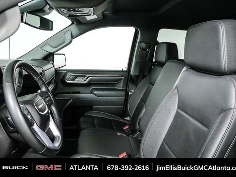 Used 2025 GMC Sierra 1500 SLT image 5