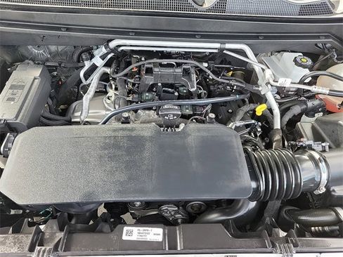 Certified 2023 Chevrolet Colorado LT image 30