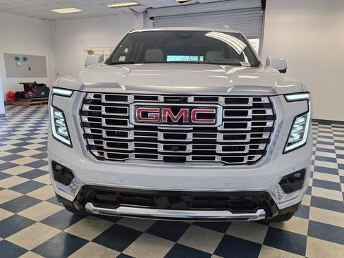 New 2026 GMC Yukon XL Denali w/ Denali Reserve Package image 2