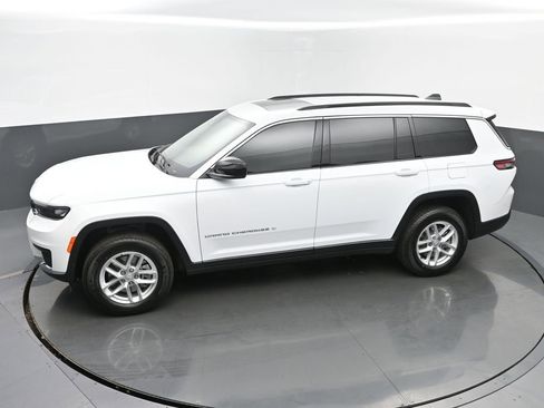 New 2025 Jeep Grand Cherokee L Laredo w/ Luxury Tech Group I image 41