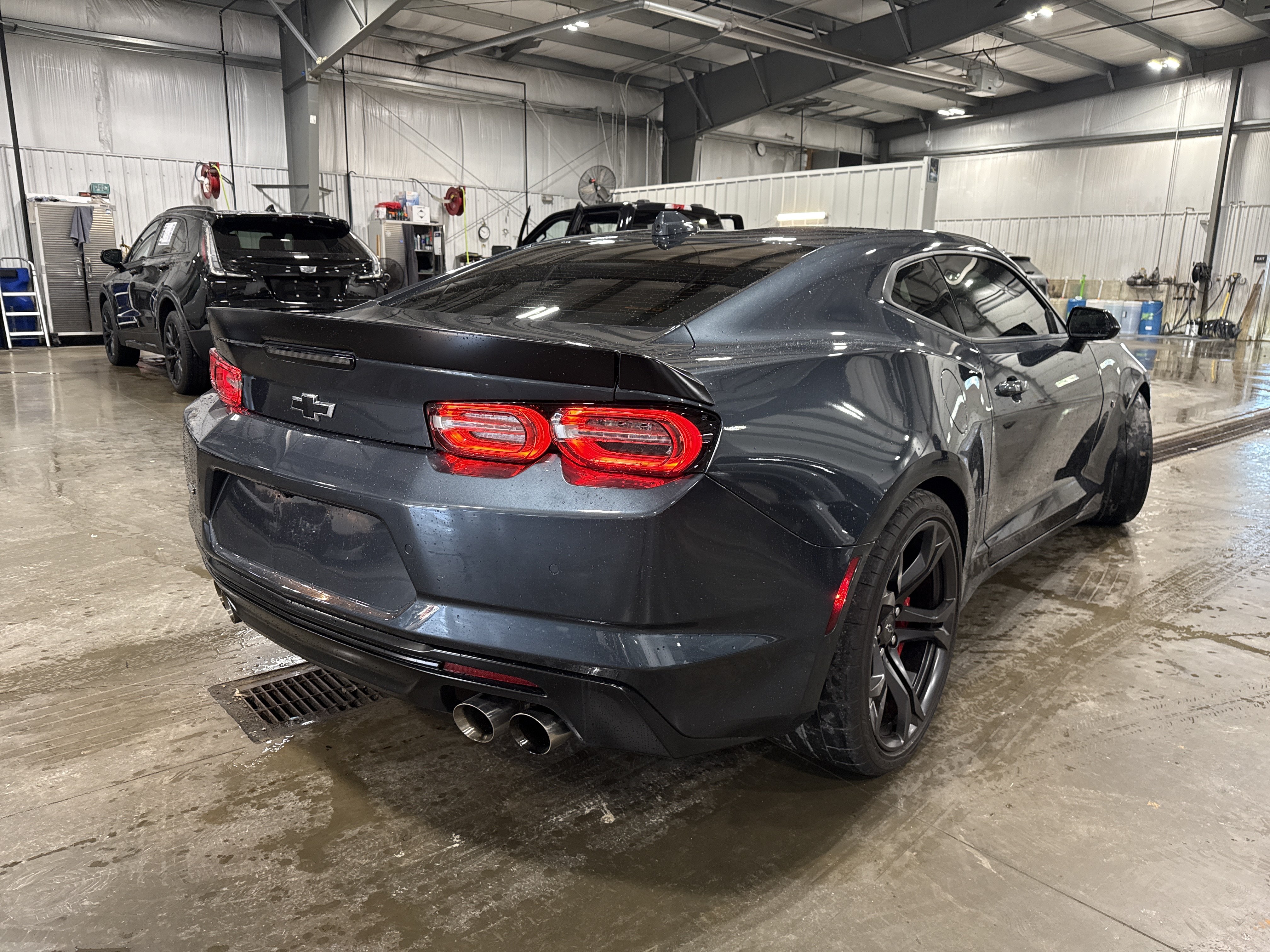 Used 2022 Chevrolet Camaro SS RWD image 3