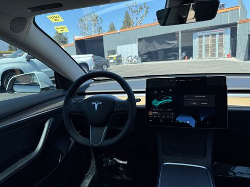 Used 2022 Tesla Model 3 Standard Range RWD image 19
