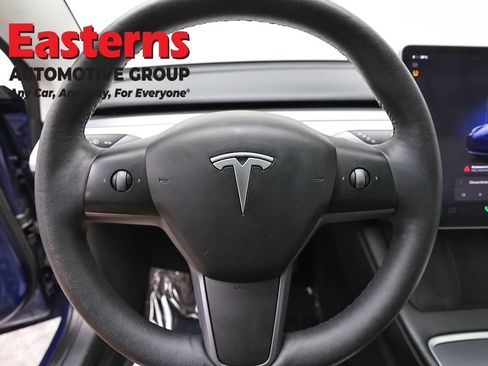 Used 2023 Tesla Model 3 Standard Range RWD image 10