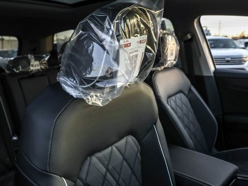 New 2026 Volkswagen Atlas SEL Premium R-Line image 43