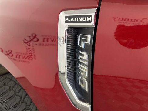 Used 2019 Ford F250 Platinum w/ Platinum Ultimate Package image 10