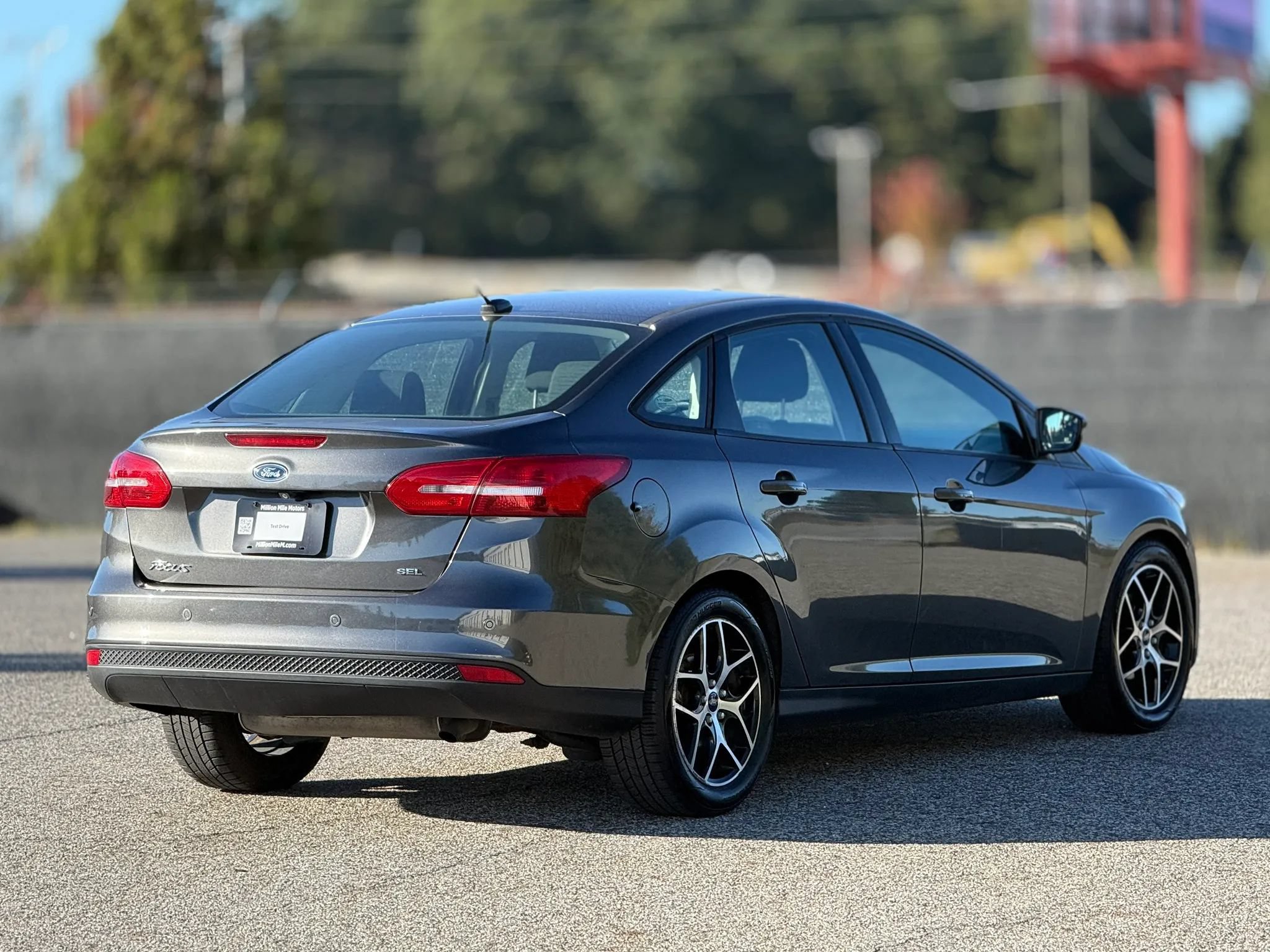 Used 2018 Ford Focus SEL FWD image 9