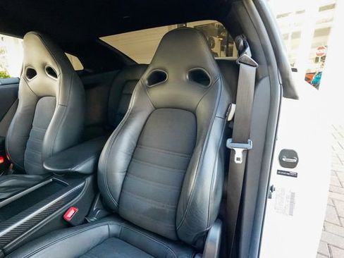 Used 2021 Nissan GT-R Premium image 59