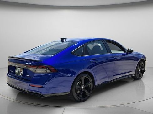 Used 2024 Honda Accord Sport image 7