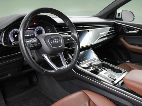 Used 2019 Audi Q8 Premium Plus w/ Premium Plus AWD/4WD image 2