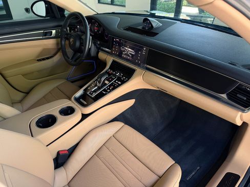 Used 2023 Porsche Panamera Platinum Edition RWD image 23