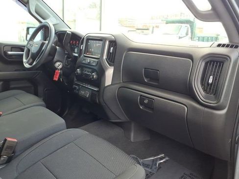 Certified 2021 Chevrolet Silverado 1500 Custom w/ LPO, Dark Essentials Package AWD/4WD image 7