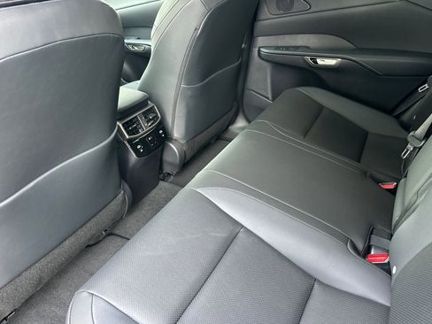 New 2026 Lexus RX 350 FWD image 9