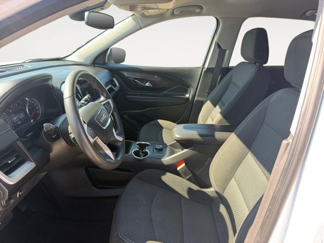 Used 2024 GMC Terrain SLE AWD/4WD image 9