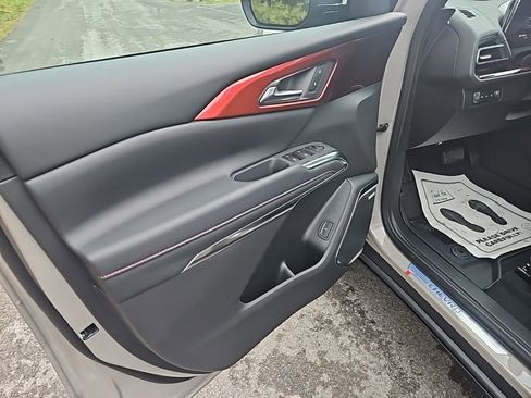 New 2026 Chevrolet Traverse Z71 w/ Enhanced Driving Package image 9