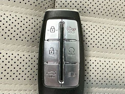 Used 2023 Genesis G70 2.0T w/ Sport Prestige Package image 18