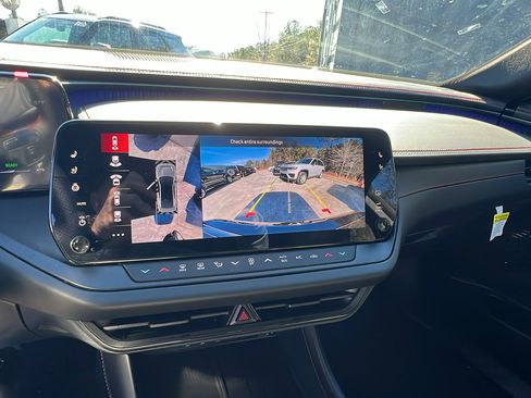 Used 2024 Dodge Charger R/T w/ Plus Group image 30