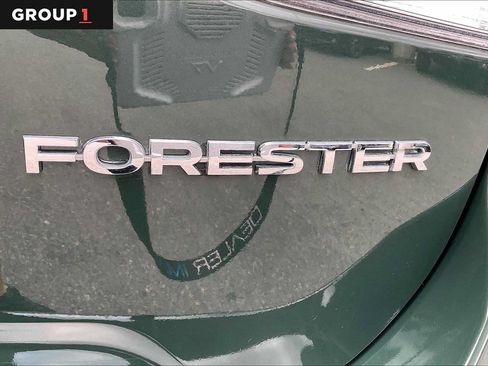 Used 2023 Subaru Forester Premium AWD/4WD image 10