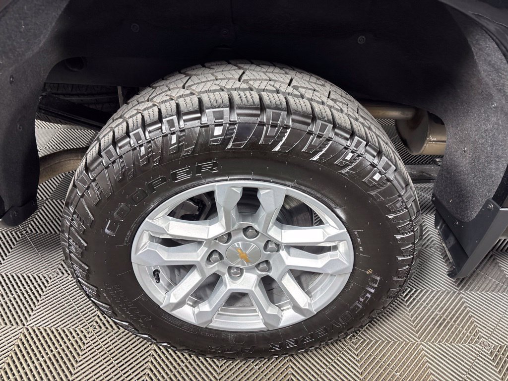 Certified 2026 Chevrolet Silverado 1500 LT w/ Protection Package AWD/4WD image 6