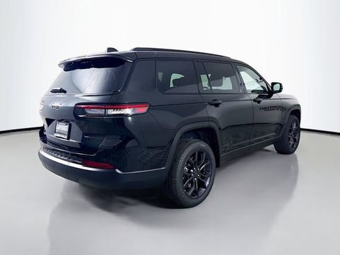 New 2025 Jeep Grand Cherokee L Limited image 7