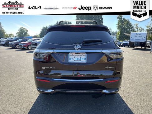 Used 2023 Buick Enclave Avenir w/ Avenir Technology Package AWD/4WD image 5