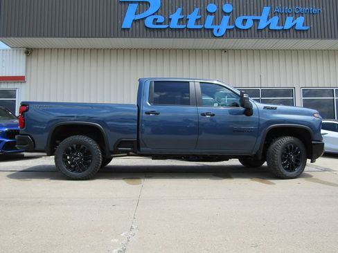 New 2026 Chevrolet Silverado 2500 LT w/ Trail Boss Package AWD/4WD image 2