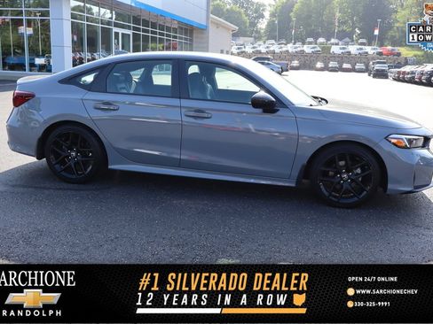 Used 2025 Honda Civic Sport image 1