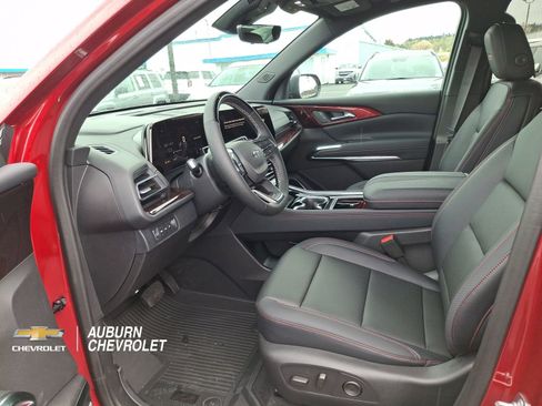 New 2026 Chevrolet Traverse Z71 w/ Enhanced Driving Package AWD/4WD image 18