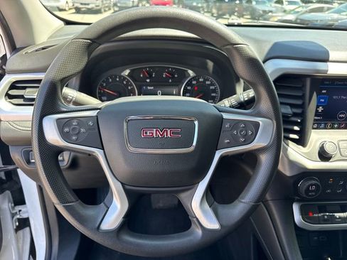 Used 2023 GMC Acadia SLE FWD image 19