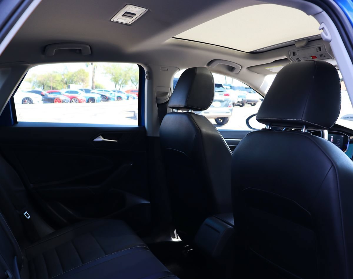Used 2022 Volkswagen Jetta SE FWD image 29