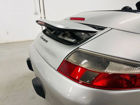 Used 2001 Porsche 911 Carrera RWD image 11
