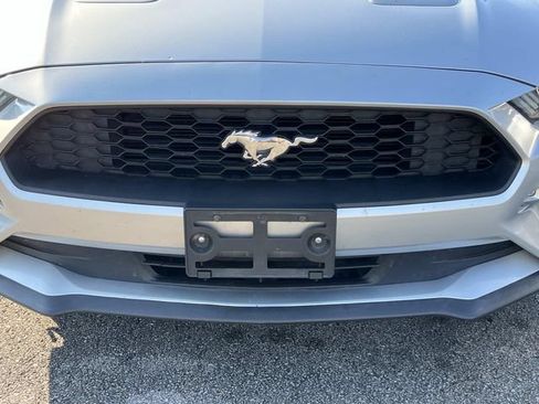 Used 2019 Ford Mustang Premium RWD image 7