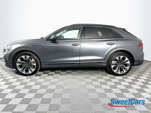 Used 2025 Audi Q8 Prestige image 4