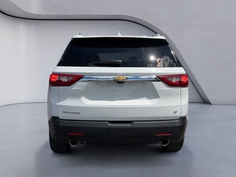 Used 2018 Chevrolet Traverse LT FWD image 4
