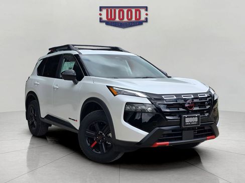 New 2026 Nissan Rogue SV AWD/4WD image 1