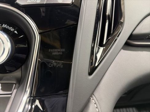 Certified 2025 Acura RDX SH-AWD image 39