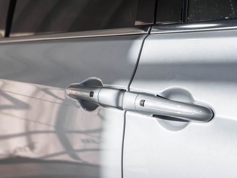 New 2026 Chrysler Pacifica Select image 12